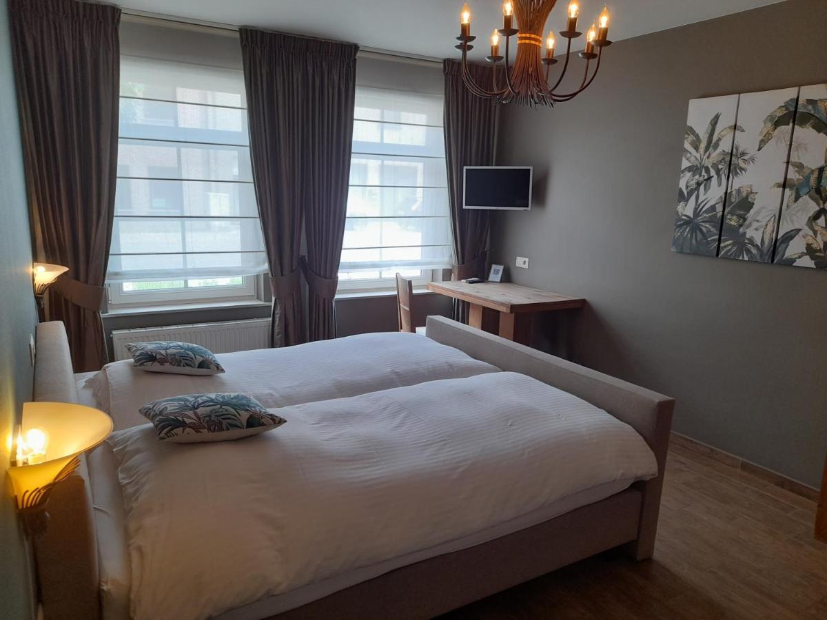 B&B De Floreffe Pelt Екстер'єр фото